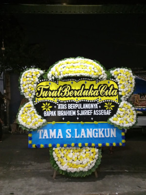 Papan Bunga Duka di Wek V