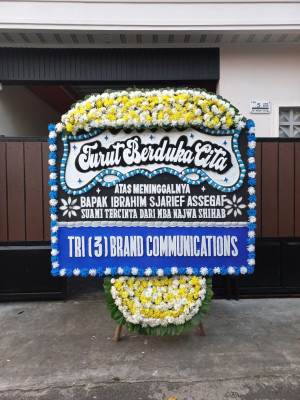 Papan Bunga Duka di Wek V